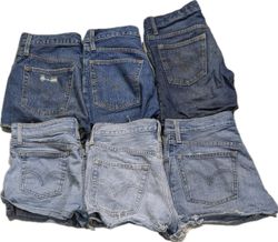 LEVI’S MINI SKIRTS (030)