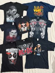 Graphic T-shirts (440)