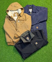5702 - Carhartt Jacket