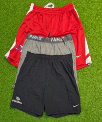 5727 - shorts Nike