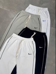 Premium vintage Nike Trackpants