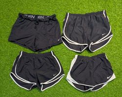 5735 - Nike Shorts