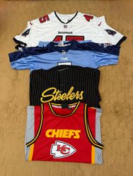 MLB, NFL & NBA Jerseys