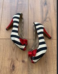 Y2k heels