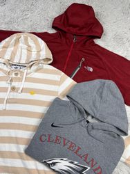 Mélanger des sweat-shirts de marques