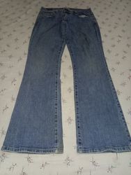 Levis bootcut jeans