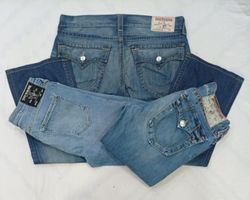 CR8823 VINTAGE TRUE RELIGION MEN'S JEANS