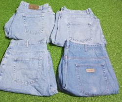 SEAN JOHN  AND OTHER MIX BRANDS SHORTS (D 87)