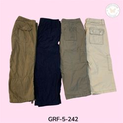Urban Utility Cargo Capri – Modern Fit with Multi-..