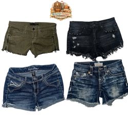 Women’s shorts bundle