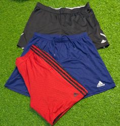 5954 - Adidas Shorts