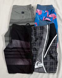 Branded surfwear shorts (687)
