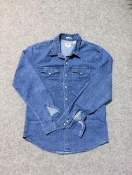 Levi’s denim botton up shirts