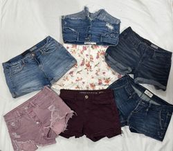 American Eagle & Hollister Sexy Shorts B# 142