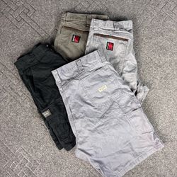 Wrangler cargo shorts (cv222)