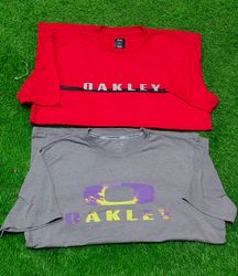 Oakley t-shirt