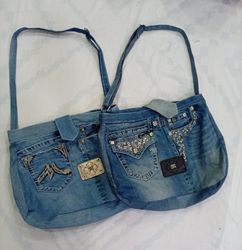 CR9037 UPCYCLED MISS ME BAGS