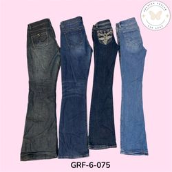 Trendy High Rise Flare Jeans – 90s Aesthetic Stree..