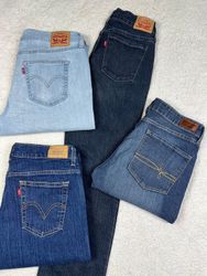 Levis jeans
