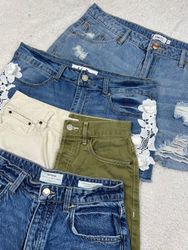 Mini pantaloni di jeans