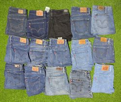 LEVI’S MINI SKIRTS (C 112)