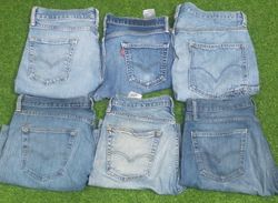 LEVI’S  SHORTS (D 117)
