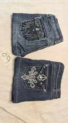 Y2K mini shorts & skirts (09)