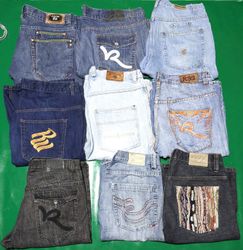 ROCAWEAR , COOGI  SHORTS (D 23)