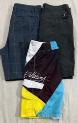 Surfwear shorts (764)