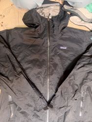10 pieces of Patagonia windbreaker jackets