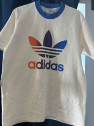 Adidas T shirt