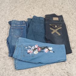 Y2K FLARE & EMBELLISHED DENIM JEANS - BUNDLE 08