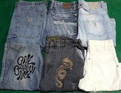 LEE AND OTHER MIX BRANDS SHORTS (D 29)