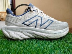 New Balance Sneaker Bundle of 10 PCs