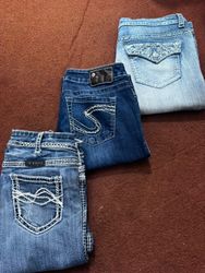 premium flared Embroidery jeans