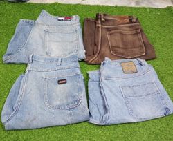 TOMMY HILFIGER AND OTHER MIX BRANDS SHORTS (D 93)