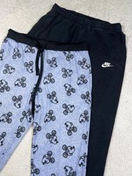 Mix branded trousers