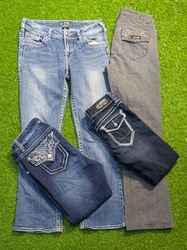 6325 - Unbranded Straight and Flare Jeans