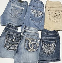 Mini Shorts with good embroidery 12pcs (Maurices a..
