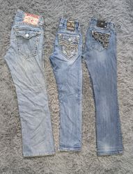 ***Miss Me True Religion Rock Revival Flare & Stra..