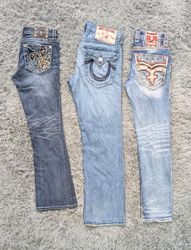 ***Miss Me True Religion Rock Revival Flare & Stra..