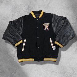 “Premium Vintage Varsity Jacket Bundle: 61 Classic..