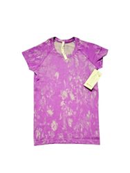 Lululemon t shirt