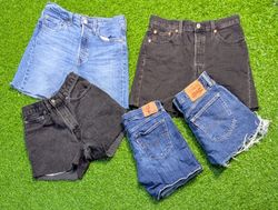 6435 - Levi's Denim Shorts