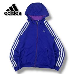 Branded sweatshirt