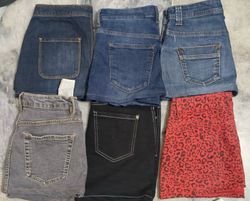 LEE AND OTHER MIX BRANDS MINI SHORTS (Z 001)