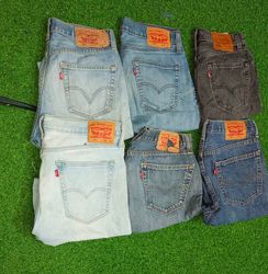 LEVI'S MEN WEAR SHORTS
