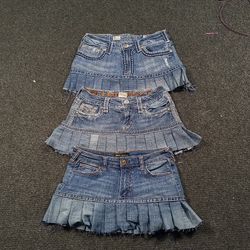 MM TR RR Pleated Skirts