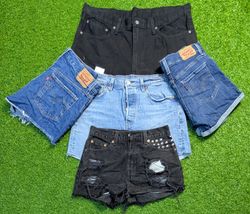 6546 - Levi's Shorts