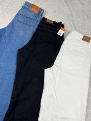 Mix branded jeans